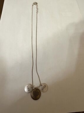 NWOT Taylor Swifts Like Ever necklace from Red album 16”